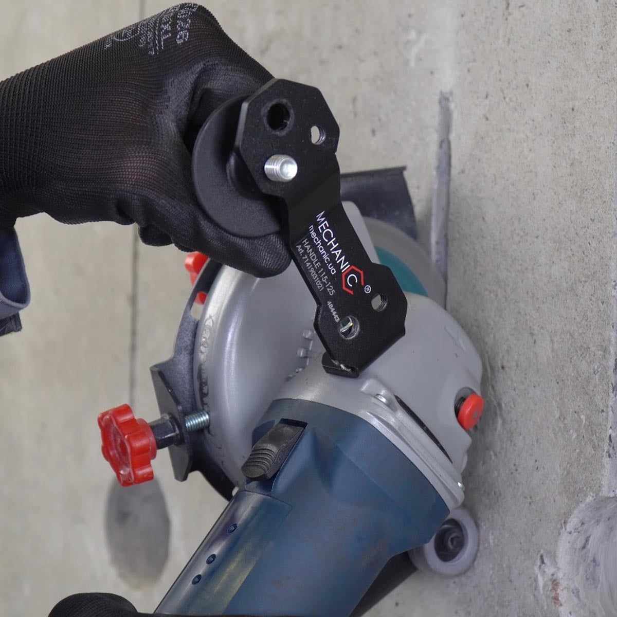 ERGONOMIC ANGLE GRINDER HANDLE 4.5"–5" – ANTI-VIBRATION COMFORT GRIP