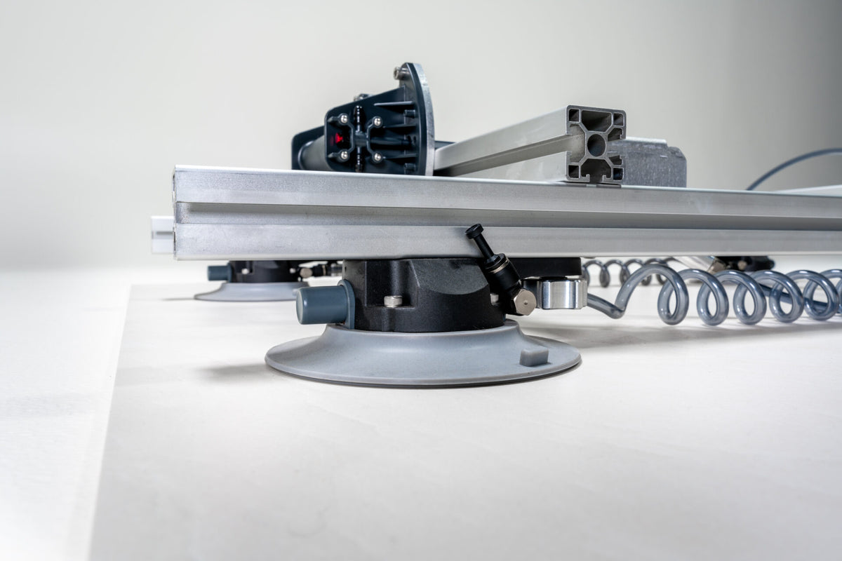 OMNI CUBED ERGO GRIP LARGE FORMAT TILE FRAME